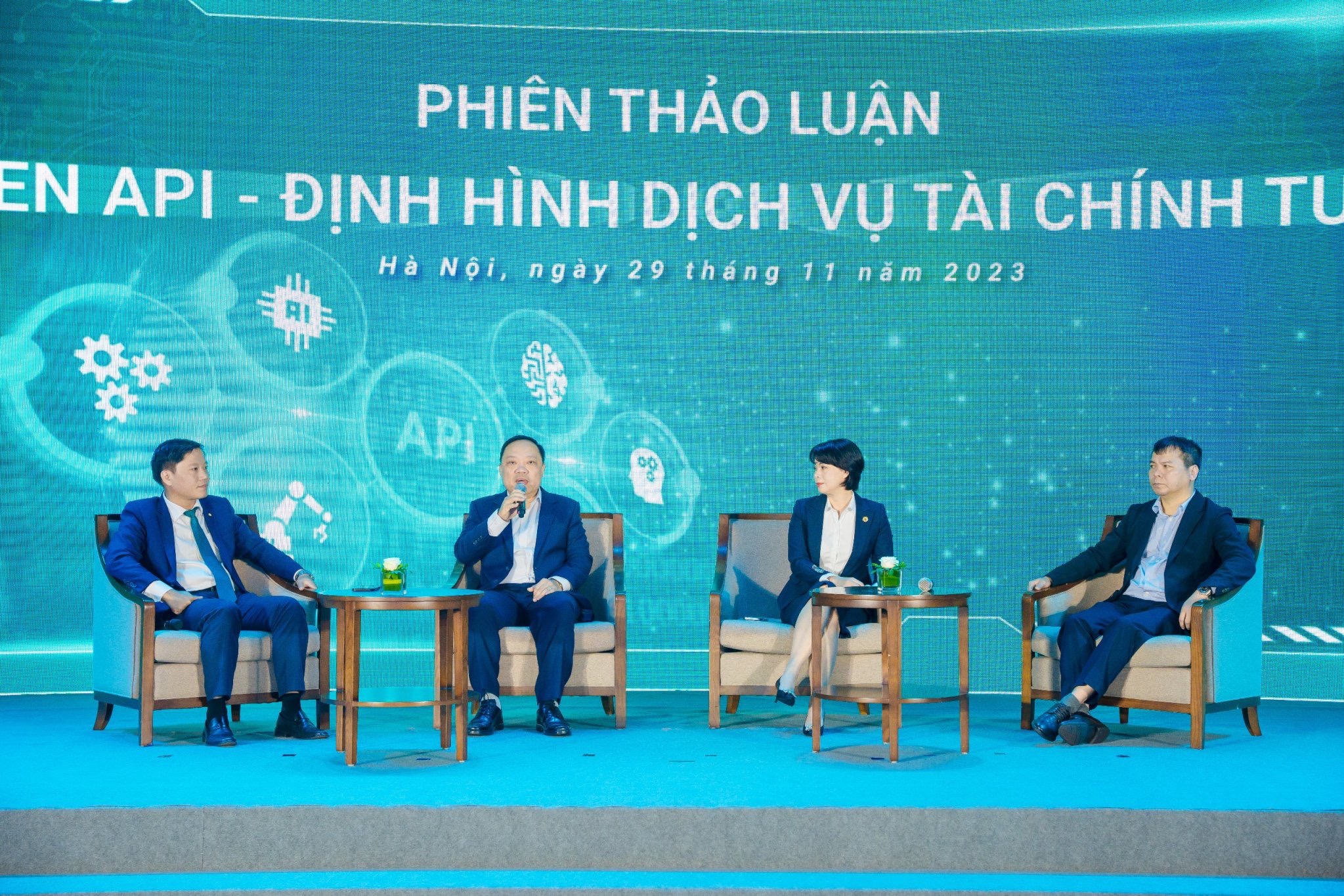 Đại diện NHNN, BIDV và Nhà thầu tham gia phiên thảo luận BIDV Open API - Định hình dịch vụ tài chính tương lai
